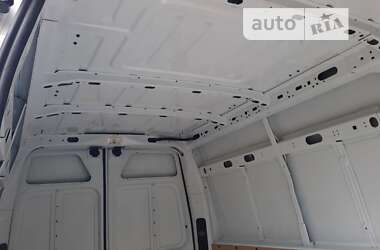 Вантажний фургон Renault Master 2018 в 
