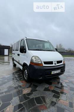 Вантажопасажирський фургон Renault Master 2005 в Житомирі