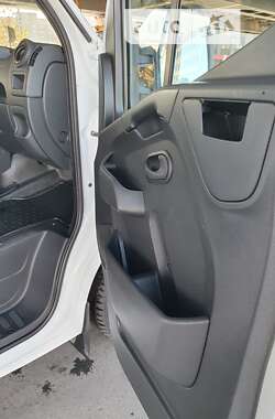 Грузовой фургон Renault Master 2019 в 