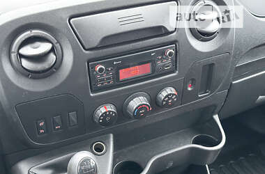 Грузовой фургон Renault Master 2018 в 