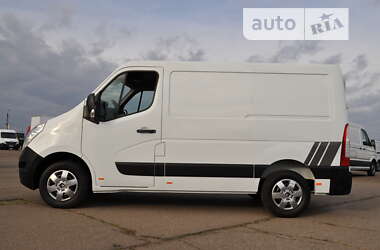 Грузовой фургон Renault Master 2016 в 