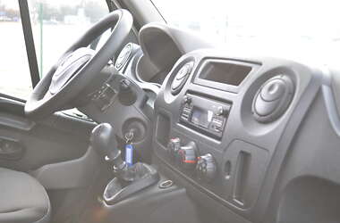 Грузовой фургон Renault Master 2016 в 