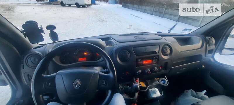 Автовоз Renault Master 2016 в Ровно