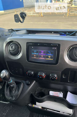 Вантажопасажирський фургон Renault Master 2018 в Ковелі