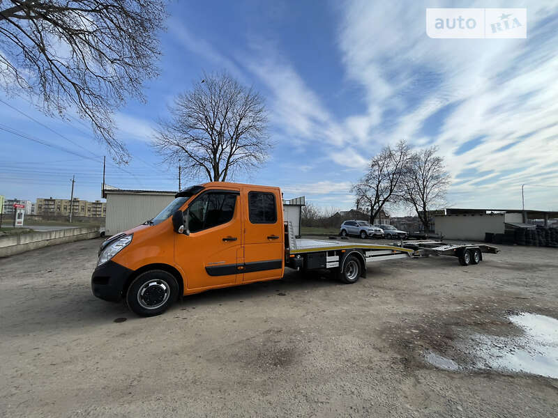 Автовоз Renault Master 2016 в Чернівцях