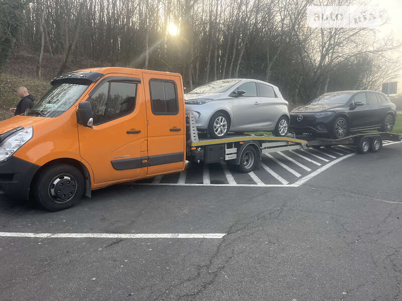Автовоз Renault Master 2016 в Чернівцях
