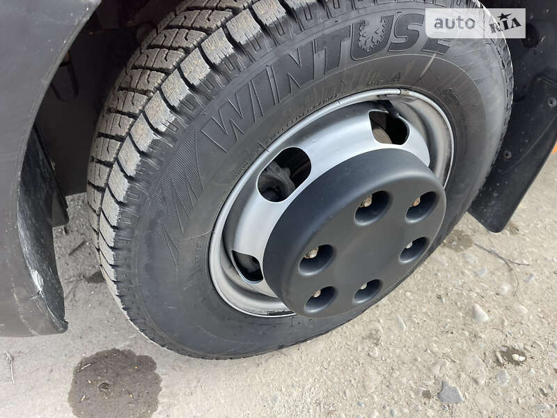 Автовоз Renault Master 2016 в Чернівцях