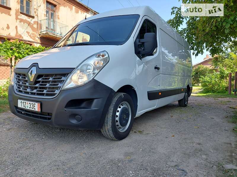 Вантажний фургон Renault Master 2018 в Стрию