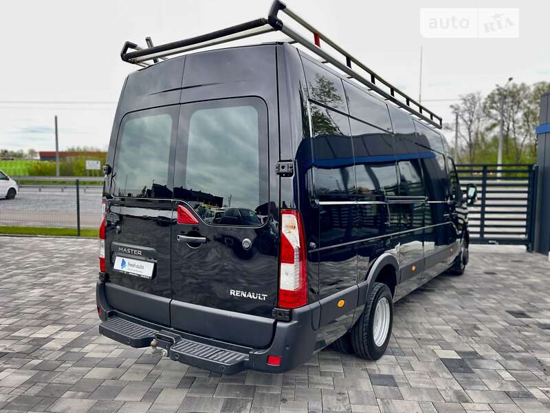 Вантажний фургон Renault Master 2020 в Рівному