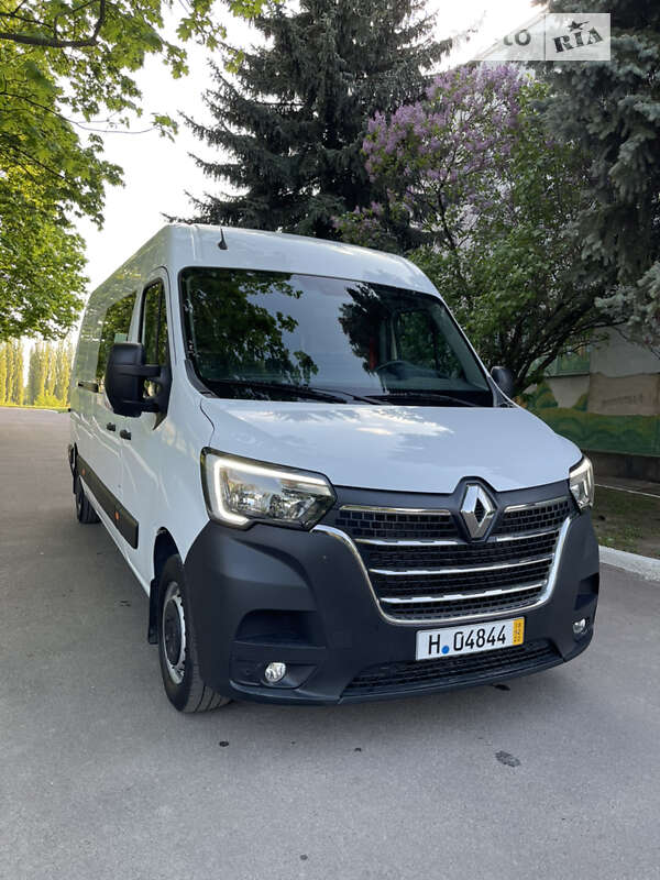 Грузовой фургон Renault Master 2022 в Ровно