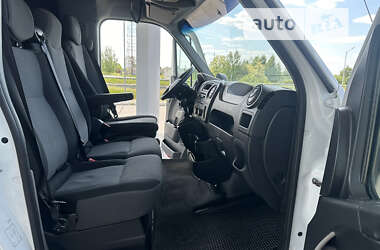 Автовоз Renault Master 2015 в Радивиліві