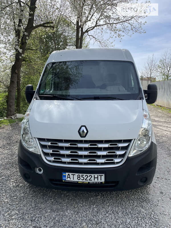 Грузовой фургон Renault Master 2013 в Ивано-Франковске