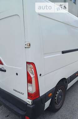 Грузовой фургон Renault Master 2017 в 
