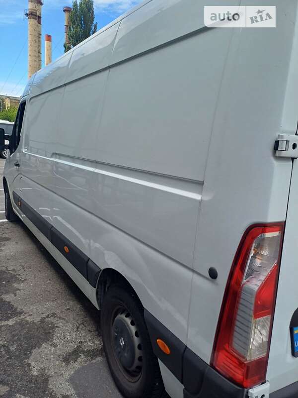 Вантажний фургон Renault Master 2017 в Києві