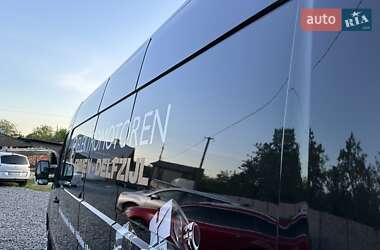 Вантажний фургон Renault Master 2020 в Рівному