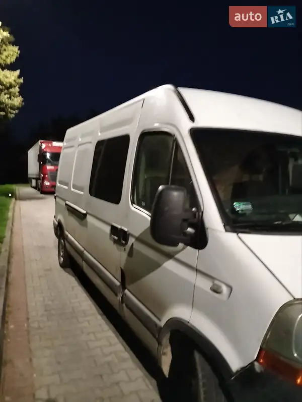 Микроавтобус Renault Master 2009 в 