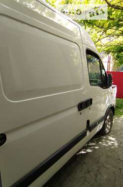 Грузовой фургон Renault Master 1999 в 