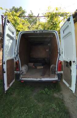 Грузовой фургон Renault Master 1999 в 