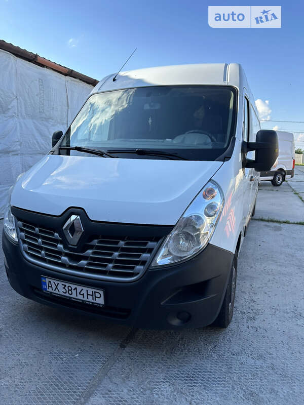 Вантажний фургон Renault Master 2016 в Харкові