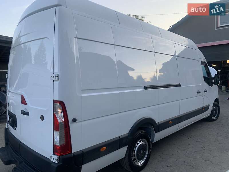 Вантажний фургон Renault Master 2020 в Бориславі