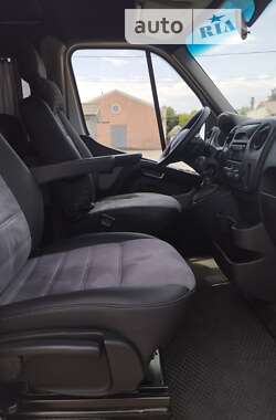 Вантажний фургон Renault Master 2017 в 