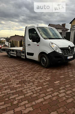 Эвакуатор Renault Master 2015 в Черновцах