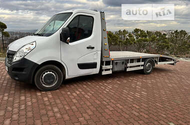 Эвакуатор Renault Master 2015 в Черновцах