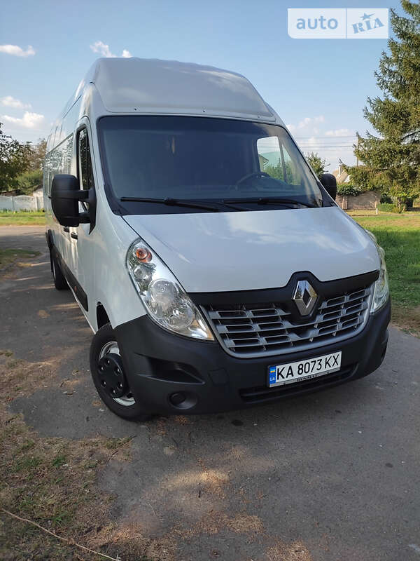 Грузовой фургон Renault Master 2019 в 