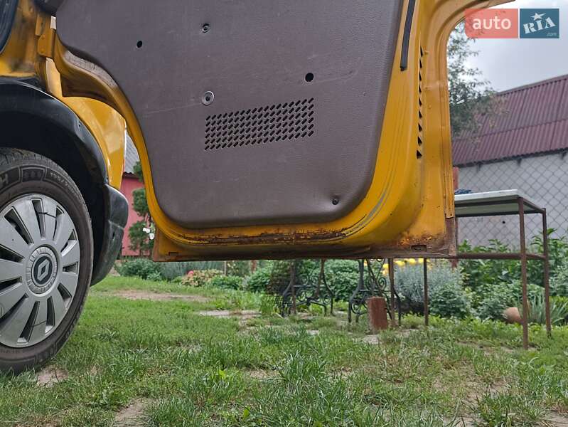 Микроавтобус Renault Master 2000 в Нововолынске