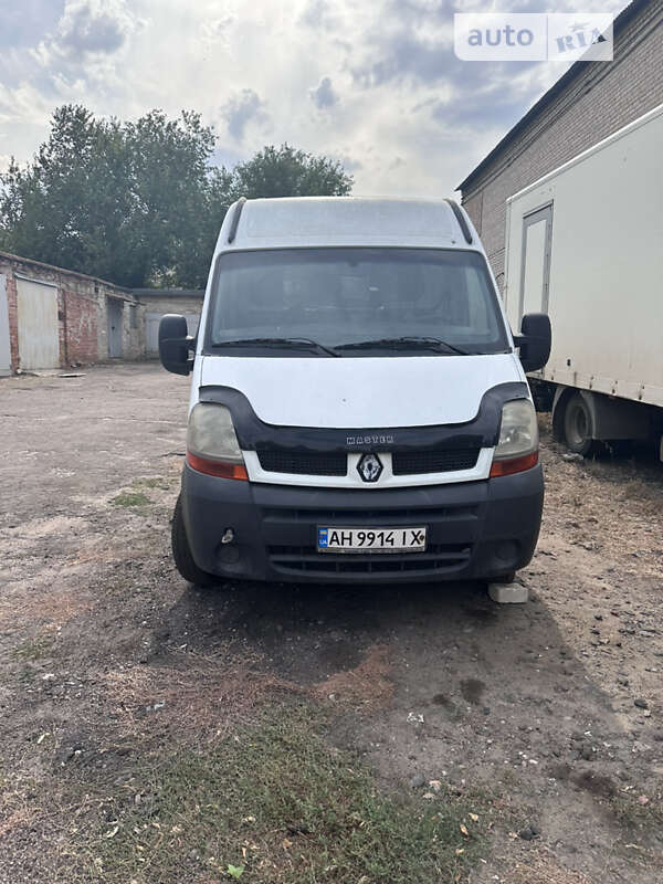 Вантажний фургон Renault Master 2006 в Дружківці