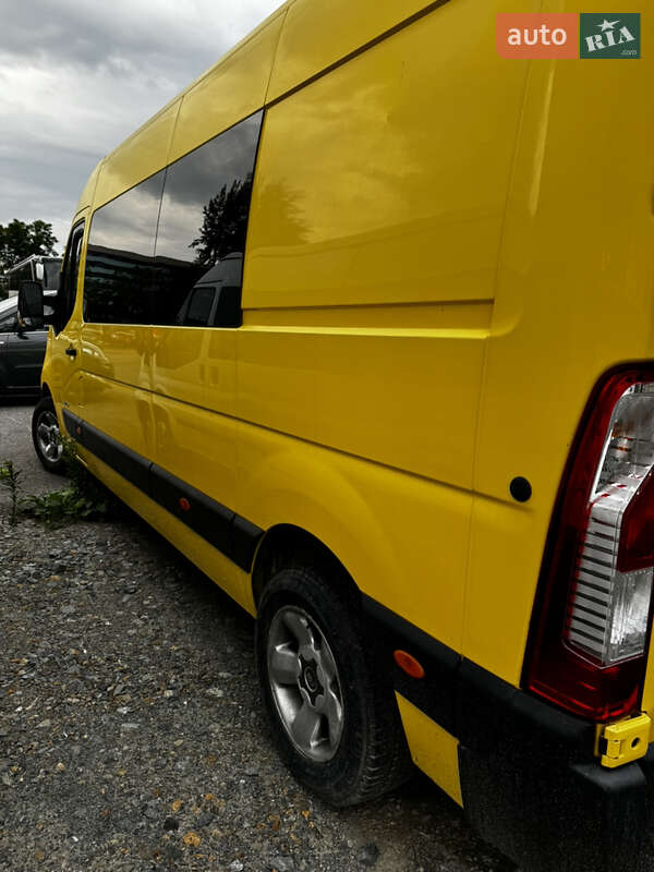 Грузопассажирский фургон Renault Master 2016 в Стрые