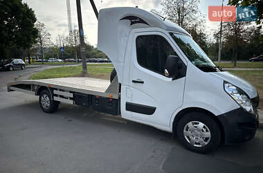 Евакуатор Renault Master 2017 в Яворові