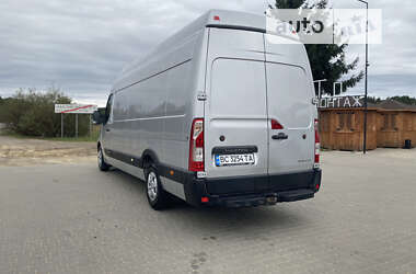Вантажний фургон Renault Master 2015 в Львові