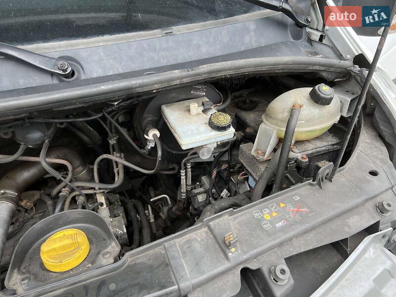 Тентований Renault Master 2018 в Львові