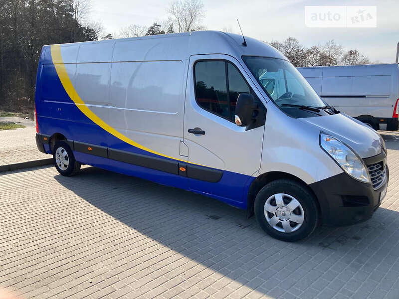 Грузовой фургон Renault Master 2019 в 