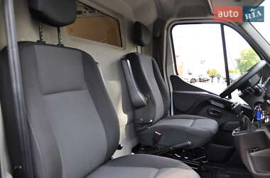 Грузовой фургон Renault Master 2020 в 