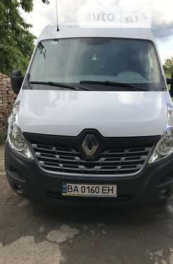 Вантажопасажирський фургон Renault Master 2015 в Кропивницькому