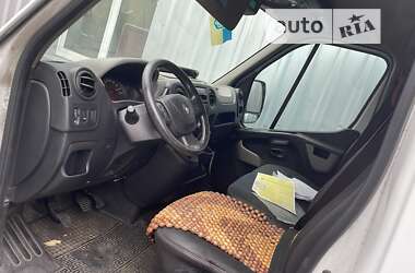 Вантажний фургон Renault Master 2014 в Києві