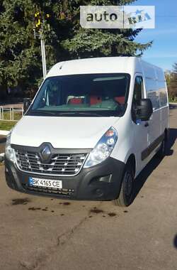 Грузовой фургон Renault Master 2015 в Корце