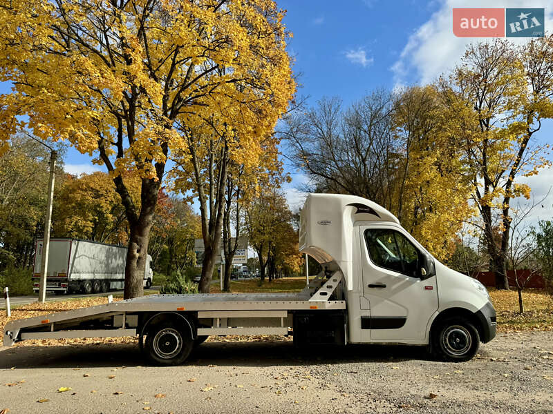 Эвакуатор Renault Master 2019 в Львове