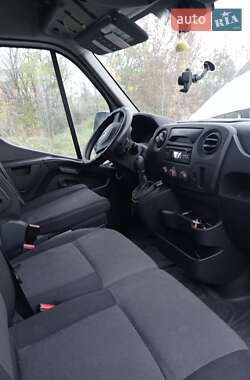 Грузовой фургон Renault Master 2019 в 