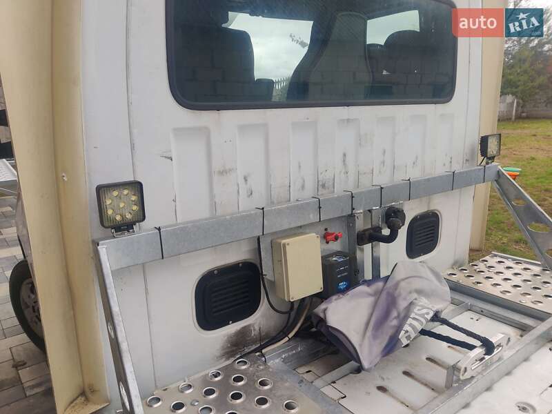Автовоз Renault Master 2015 в Ровно
