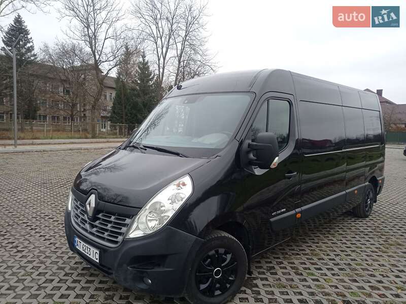 Грузовой фургон Renault Master 2015 в 
