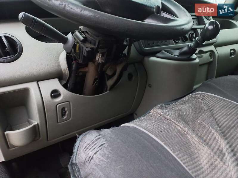 Вантажний фургон Renault Master 2004 в Києві