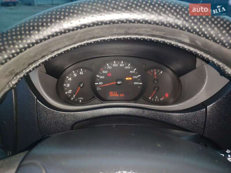 Грузовой фургон Renault Master 2013 в Буштыне