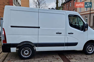 Грузовой фургон Renault Master 2012 в 