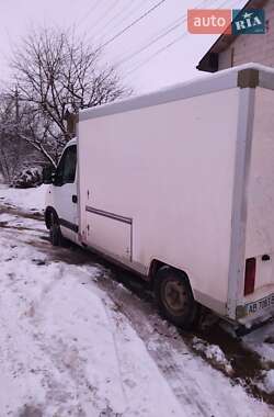 Вантажний фургон Renault Master 2000 в Літині