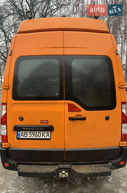 Грузопассажирский фургон Renault Master 2017 в 