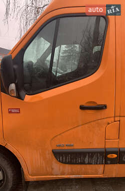 Грузопассажирский фургон Renault Master 2017 в 