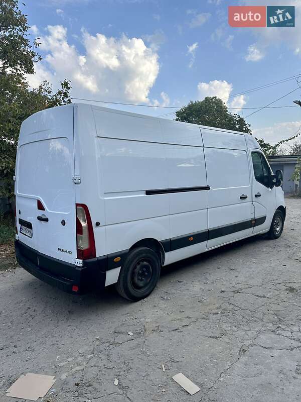 Грузовой фургон Renault Master 2017 в Арцизе